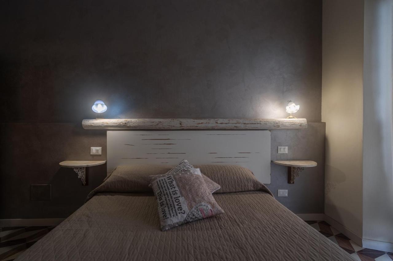 Bed & Breakfast La Corte Dei Tre Torre del Lago Puccini